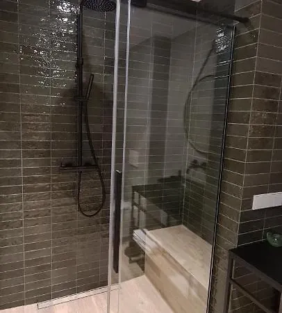 Appartement Zurawia 18