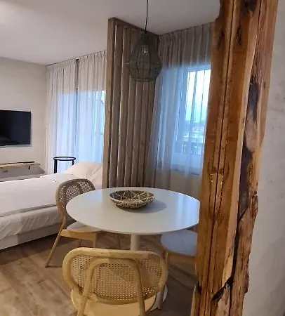 żurawia 18 Apartament *