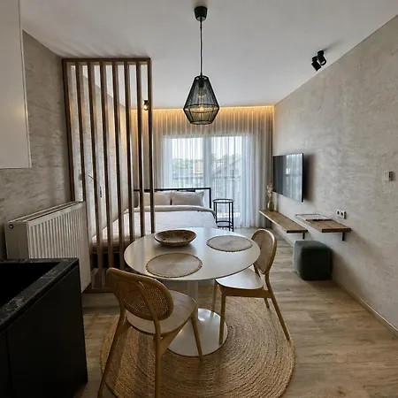 Zurawia 18 Appartement